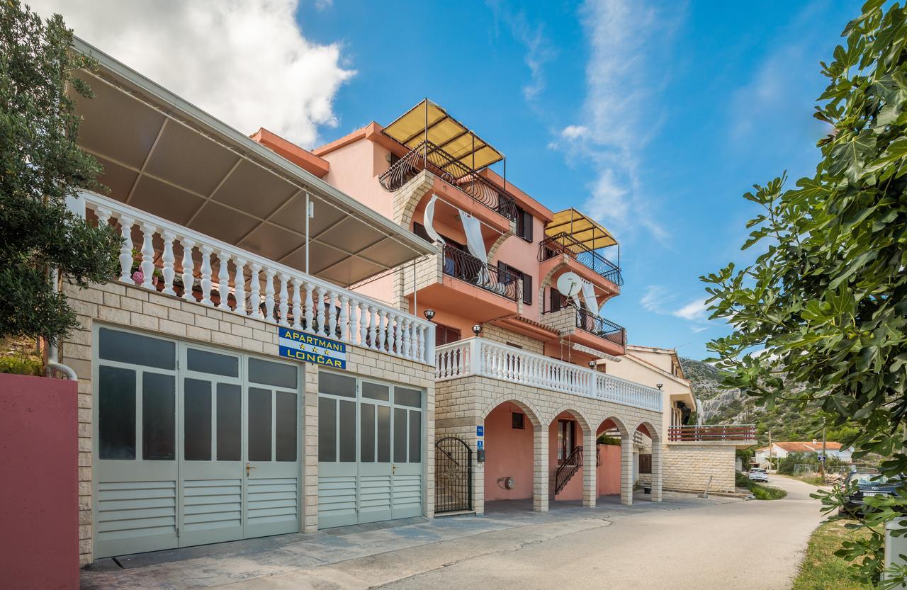 Apartments Loncar Seget Vranjica Bagian luar foto